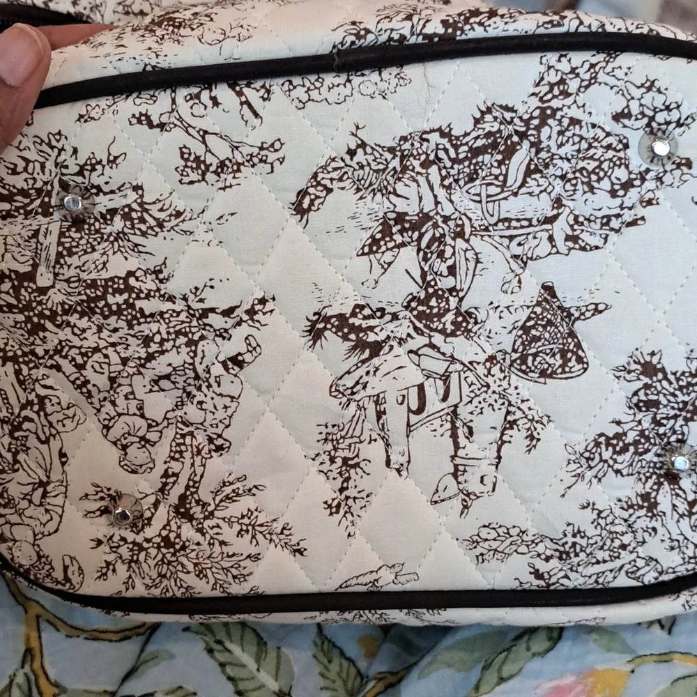 Belvah Cosmetic Bag Quilted Toille Bowed Handle